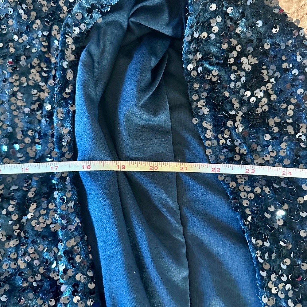Jingle Belles by Kim Gravel Sequin Paillette Velvet Poncho XS Pageant blue - Picture 11 of 12